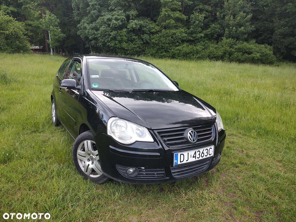 Volkswagen Polo - 1