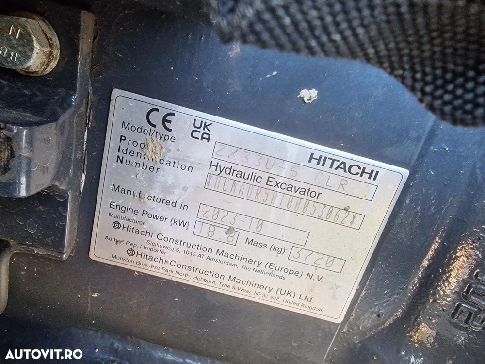 Hitachi ZX33U-6, Masa operationala 3,7t, 2023/10, 1.040h, CUPLA RAPIDA HIDRAULICA, cupa ingusta NOUA, cupa lata NOUA, capa taluz NOUA, inst picon, Aer cond, Antifurt, Lama nivelare, senile 80% ok, Ad sapare 3,5m, posibilitate leasing 4 ani-PROMOTIE 37.900EUR - 35