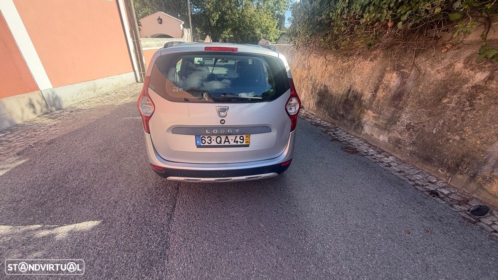 Dacia Lodgy 1.5 dCi Stepway 7L - 6