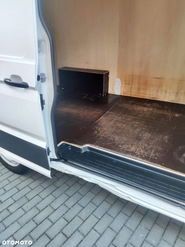 Volkswagen Crafter - 29