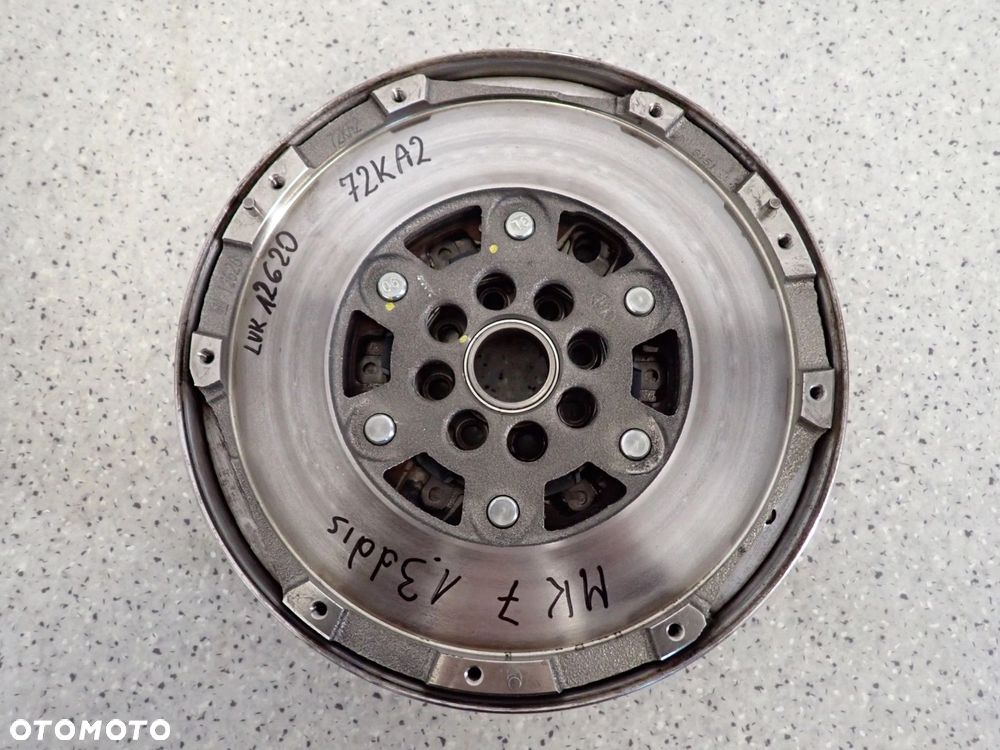 SUZUKI SWIFT IV MK7 10- 1.3 DDIS KOŁO DWUMASOWE - 1