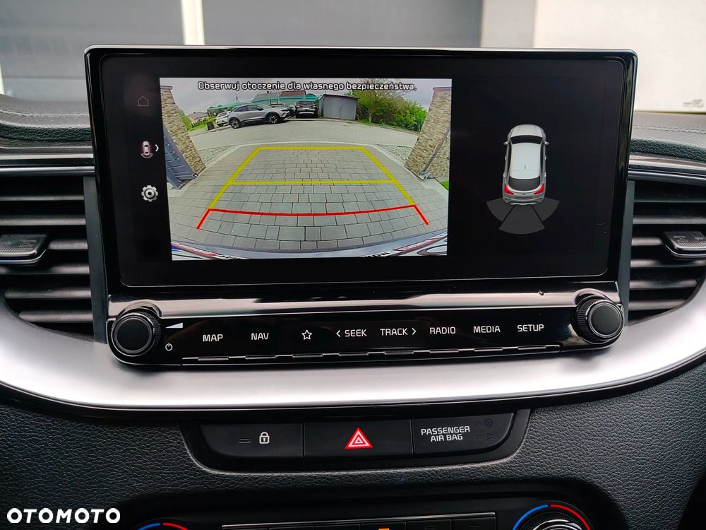 Kia XCeed - 24