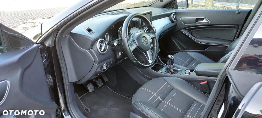 Mercedes-Benz CLA - 8