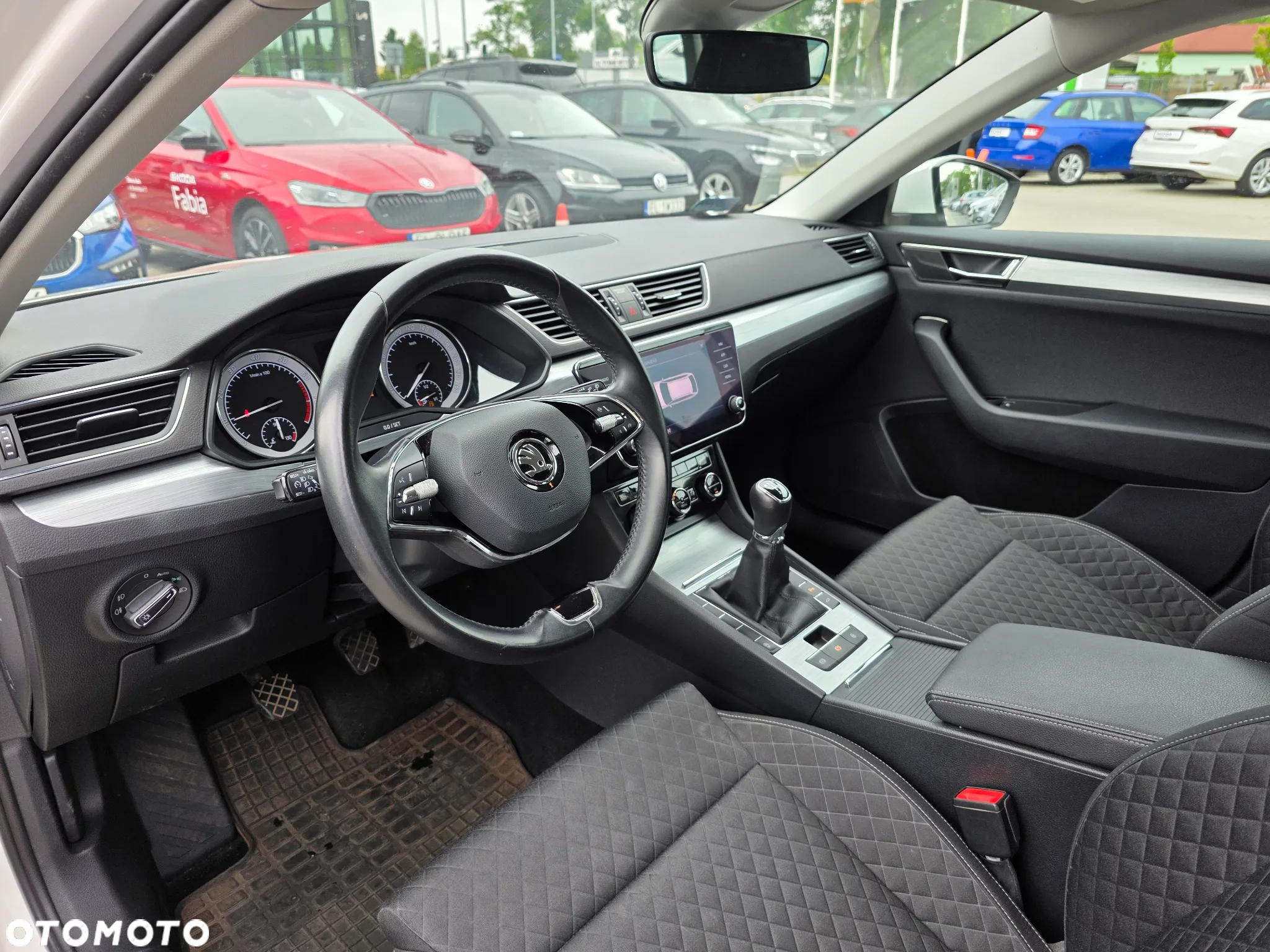 Skoda Superb 1.5 TSI ACT Ambition - 11