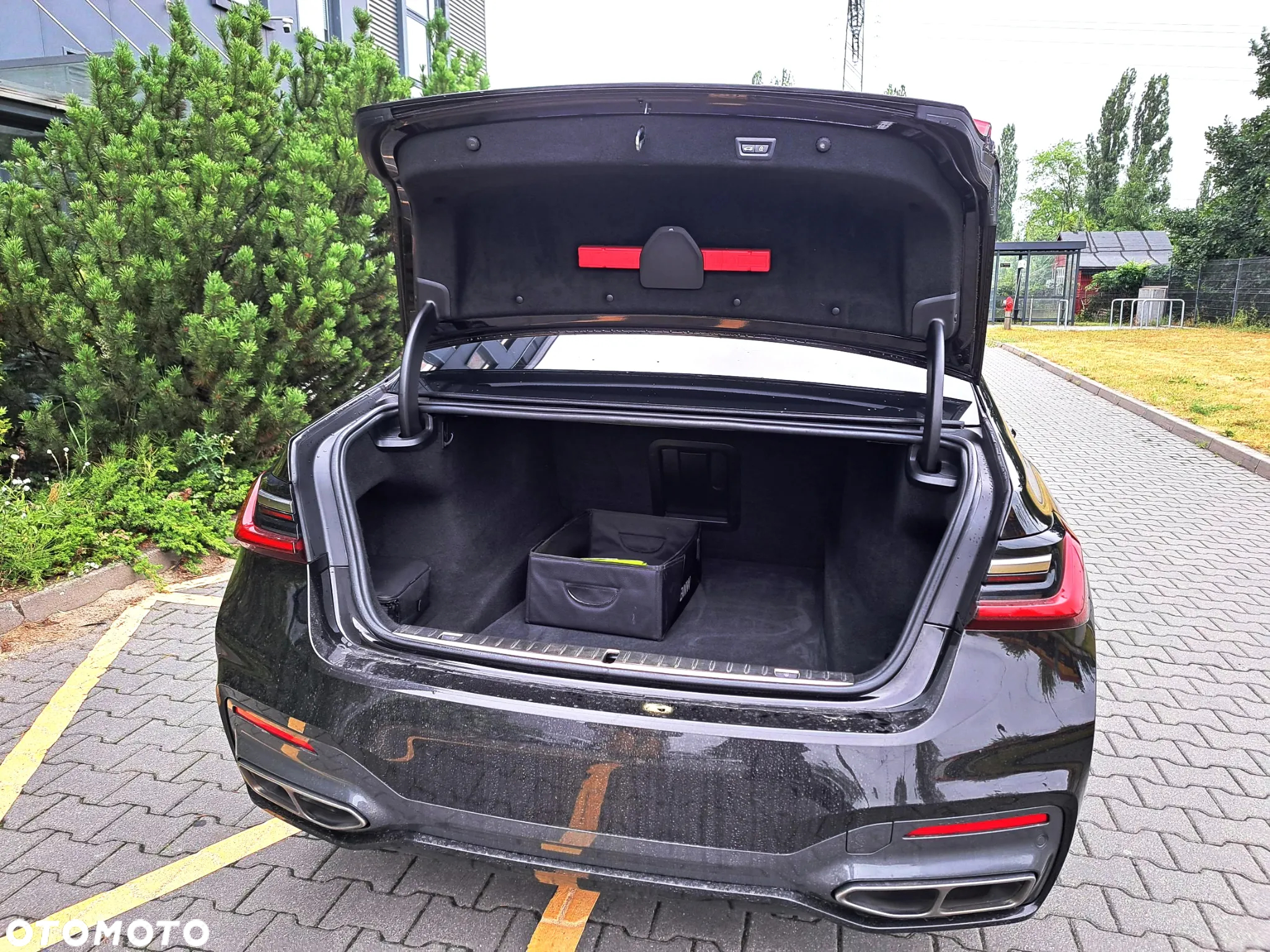 BMW Seria 7 M760Li xDrive - 18