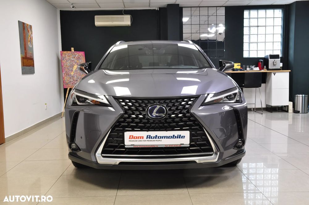 Lexus UX 250h FWD Executive - 2