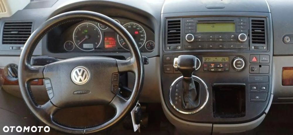 Volkswagen Multivan - 4