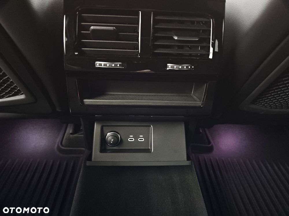 Volkswagen Touareg 3.0 V6 TDI 4Motion R-Line - 39