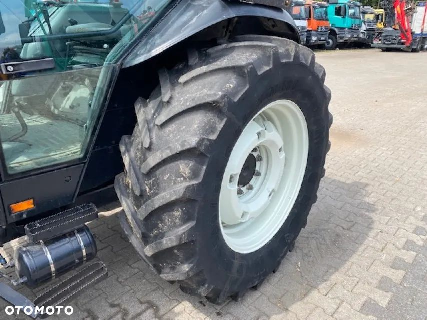 Valtra Valtra 900-4 4x4 - 24