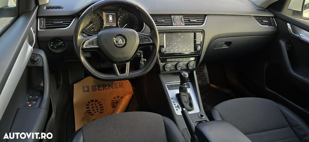 Skoda Octavia 2.0 TDI Green tec DSG Elegance - 11