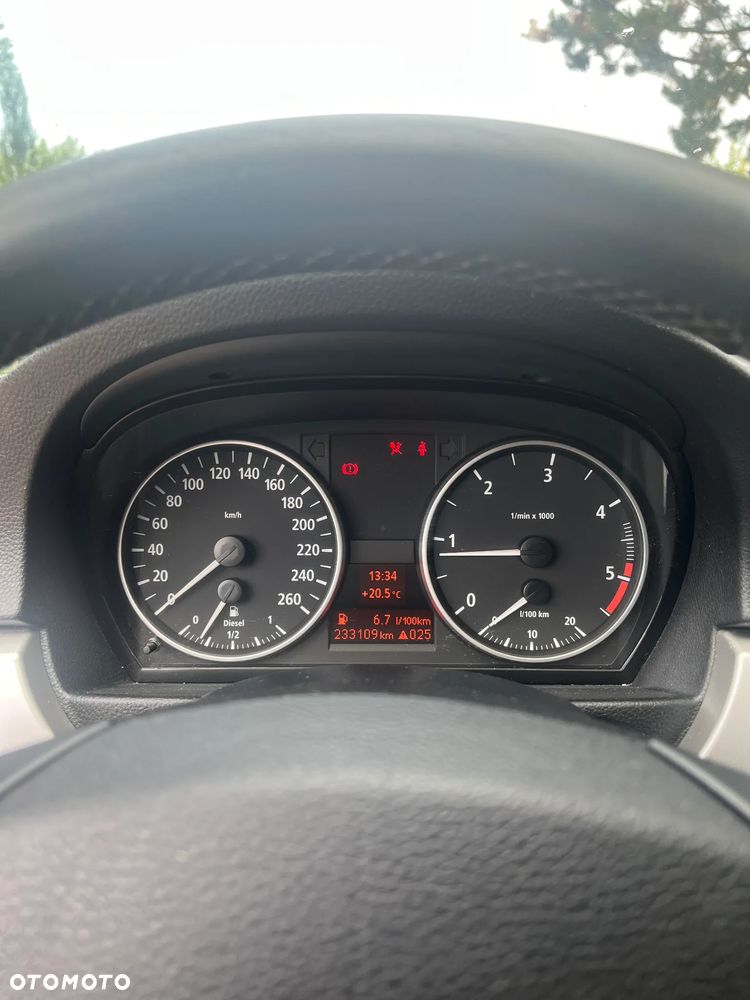 BMW Seria 3 320d - 13
