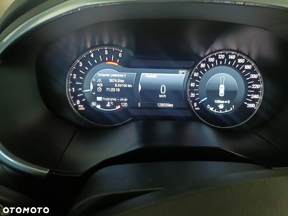 Ford Edge 2.0 TDCi 4x4 Titanium - 12