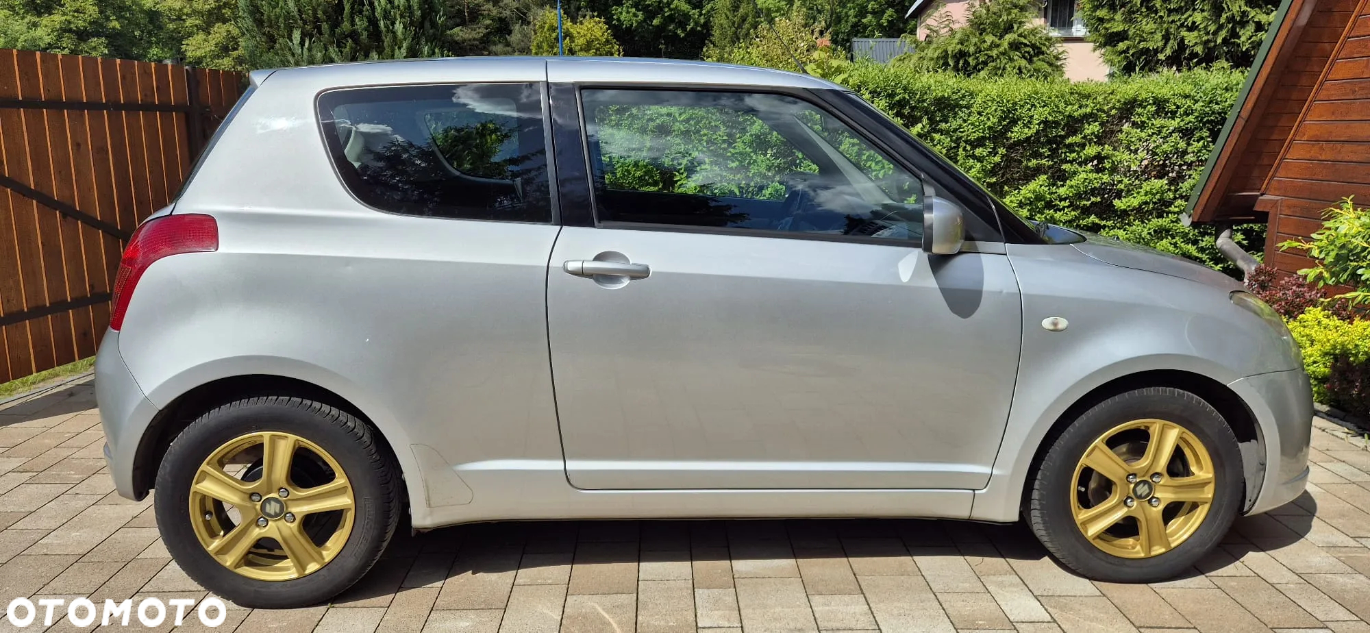 Suzuki Swift - 3