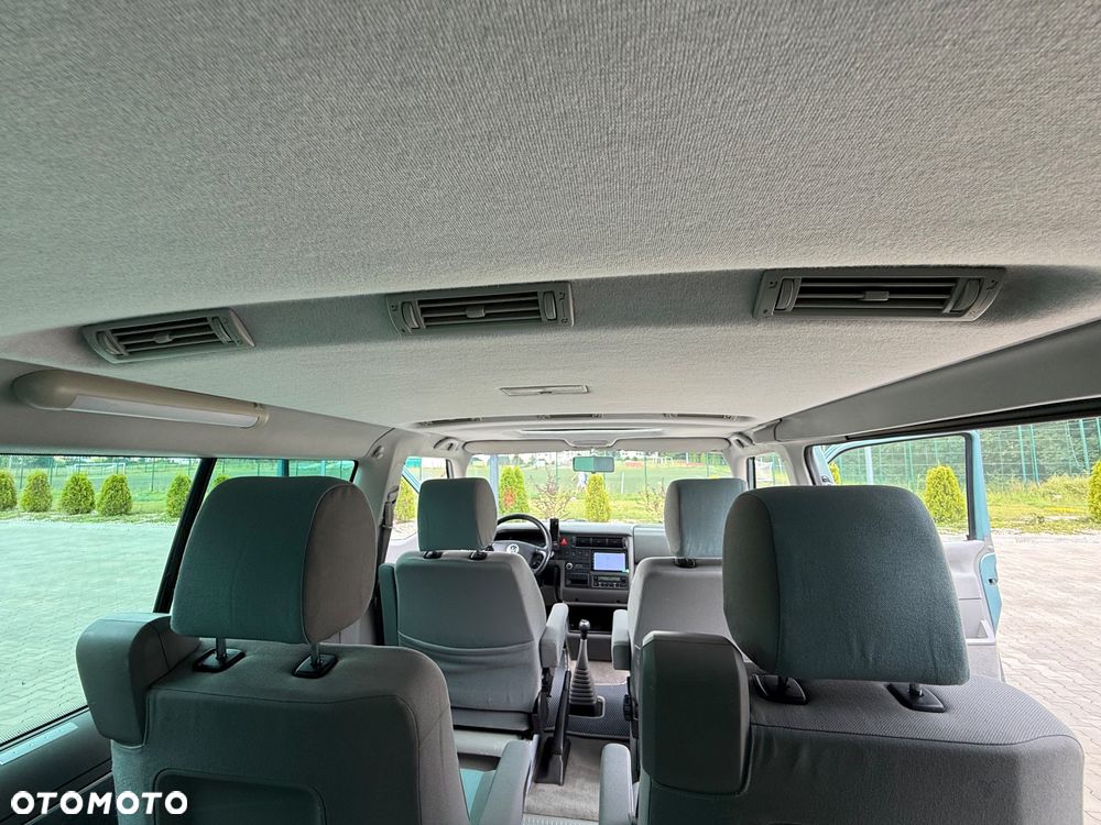 Volkswagen Multivan TDI - 16