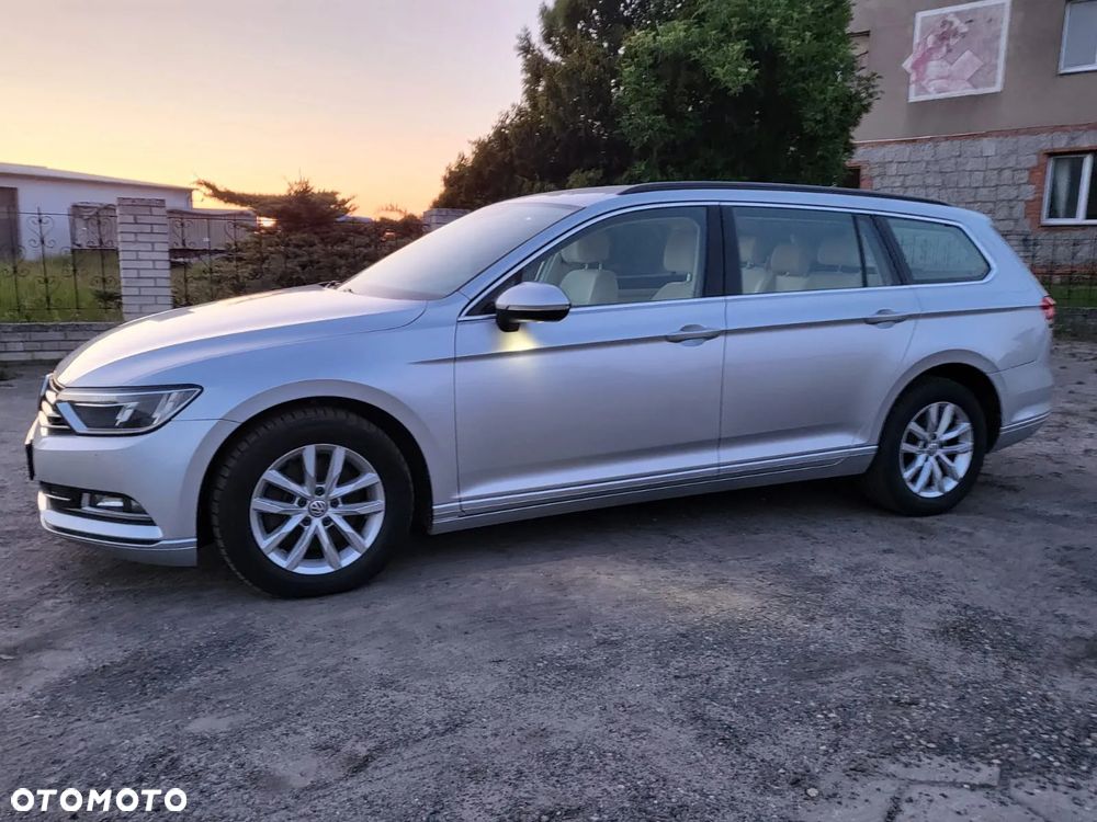 Volkswagen Passat 2.0 TDI SCR Comfortline - 13