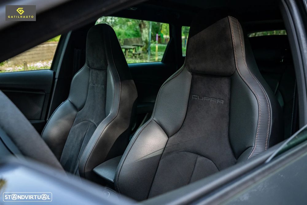 SEAT Leon ST 2.0 TSI S&S 4Drive DSG Cupra 300 Edition Carbon - 16