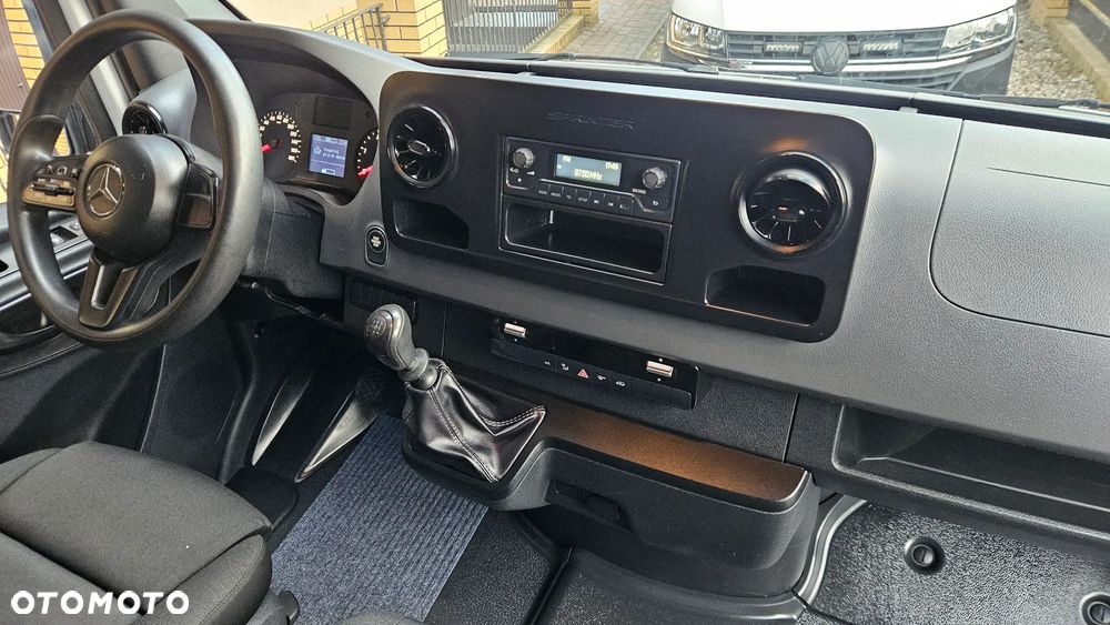 Mercedes-Benz SPRINTER 311CDI 37 - 8