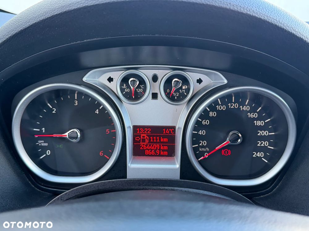 Ford Kuga 2.0 TDCi 2x4 Titanium - 28
