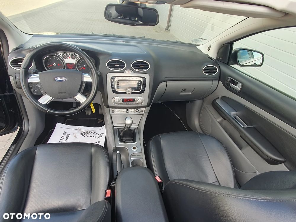 Ford Focus - 34