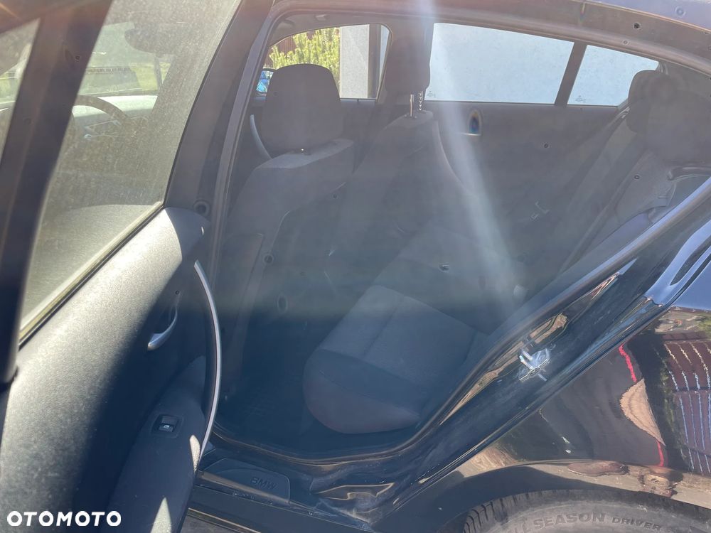 BMW Seria 1 - 15