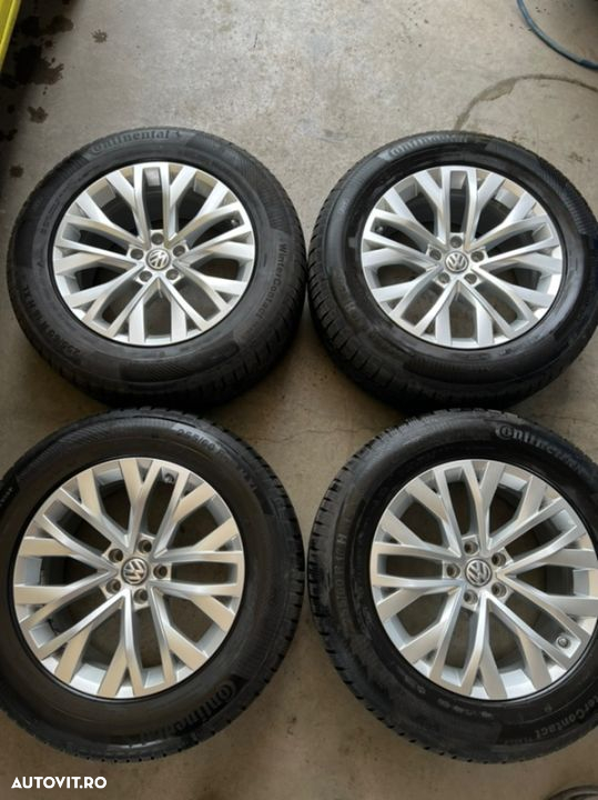 vând set jante originale Volkswagen Tuareg pe 18” cu anvelope de iarnă