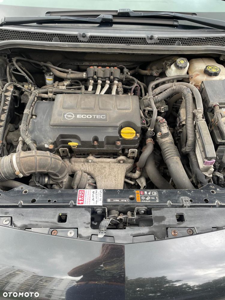 Opel Astra 1.4 T EU6 - 5