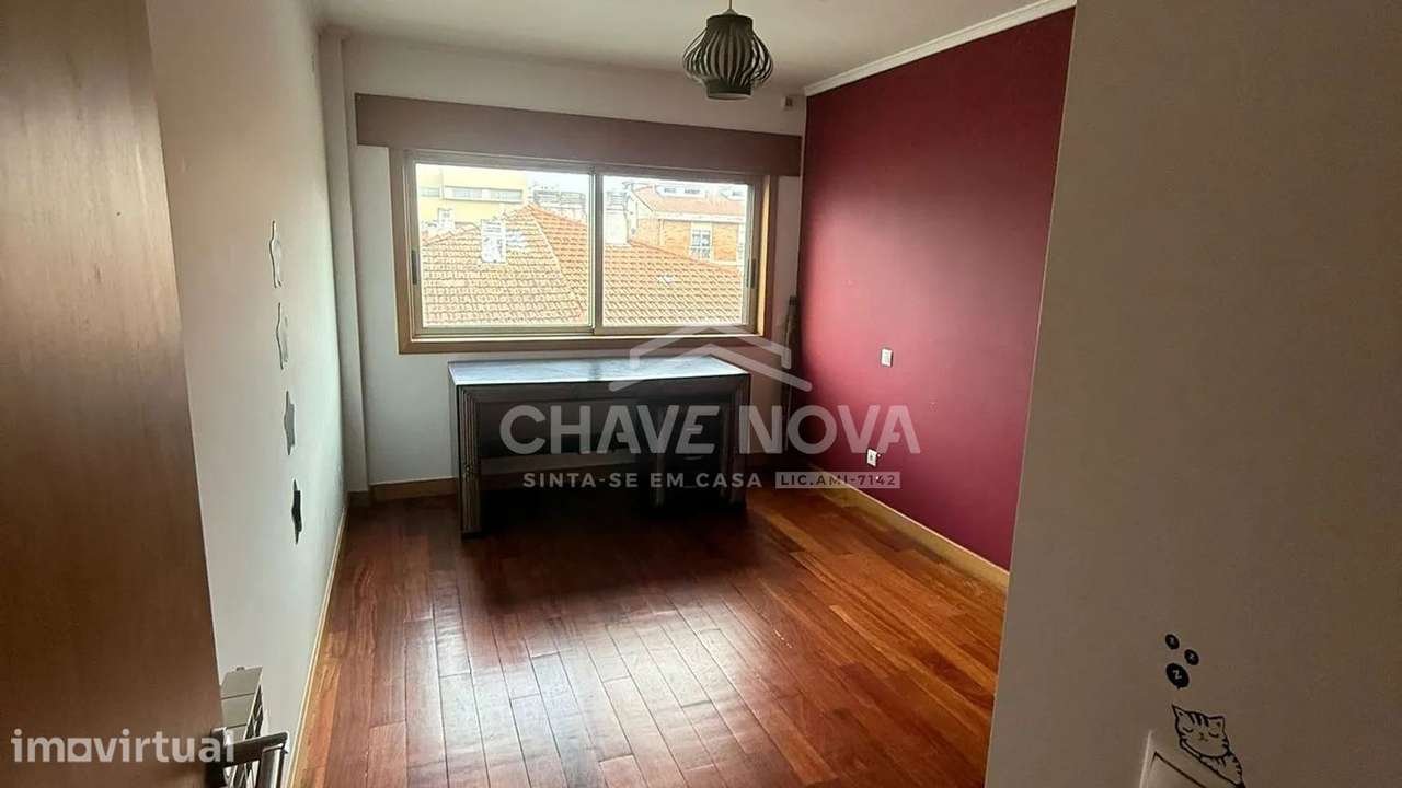 Apartamento T2 com Garagem Box em Espinho - Grande imagem: 4/21