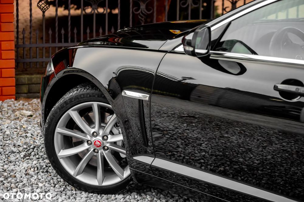 Jaguar XF 3.0 V6 S - 7