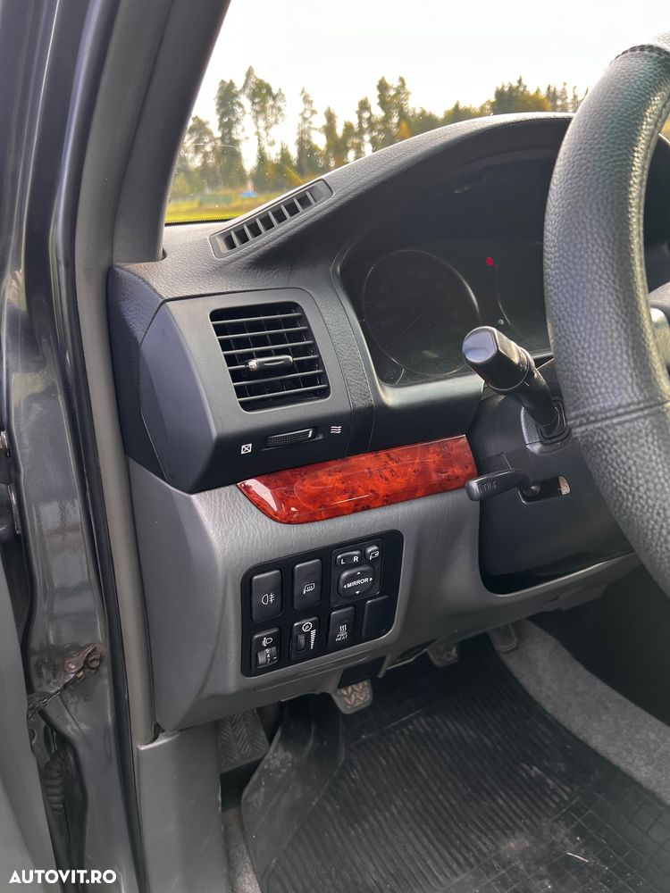 Toyota Land Cruiser 3.0 TD-4D VX - 8