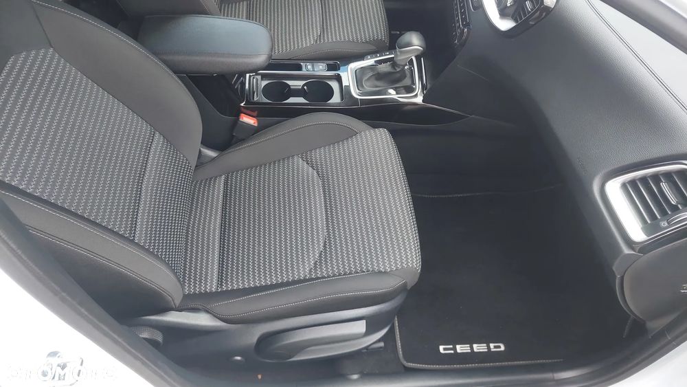 Kia Ceed 1.5 T-GDI GT-Line DCT - 29