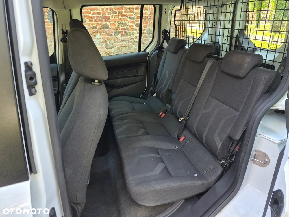 Ford Transit Connect - 14