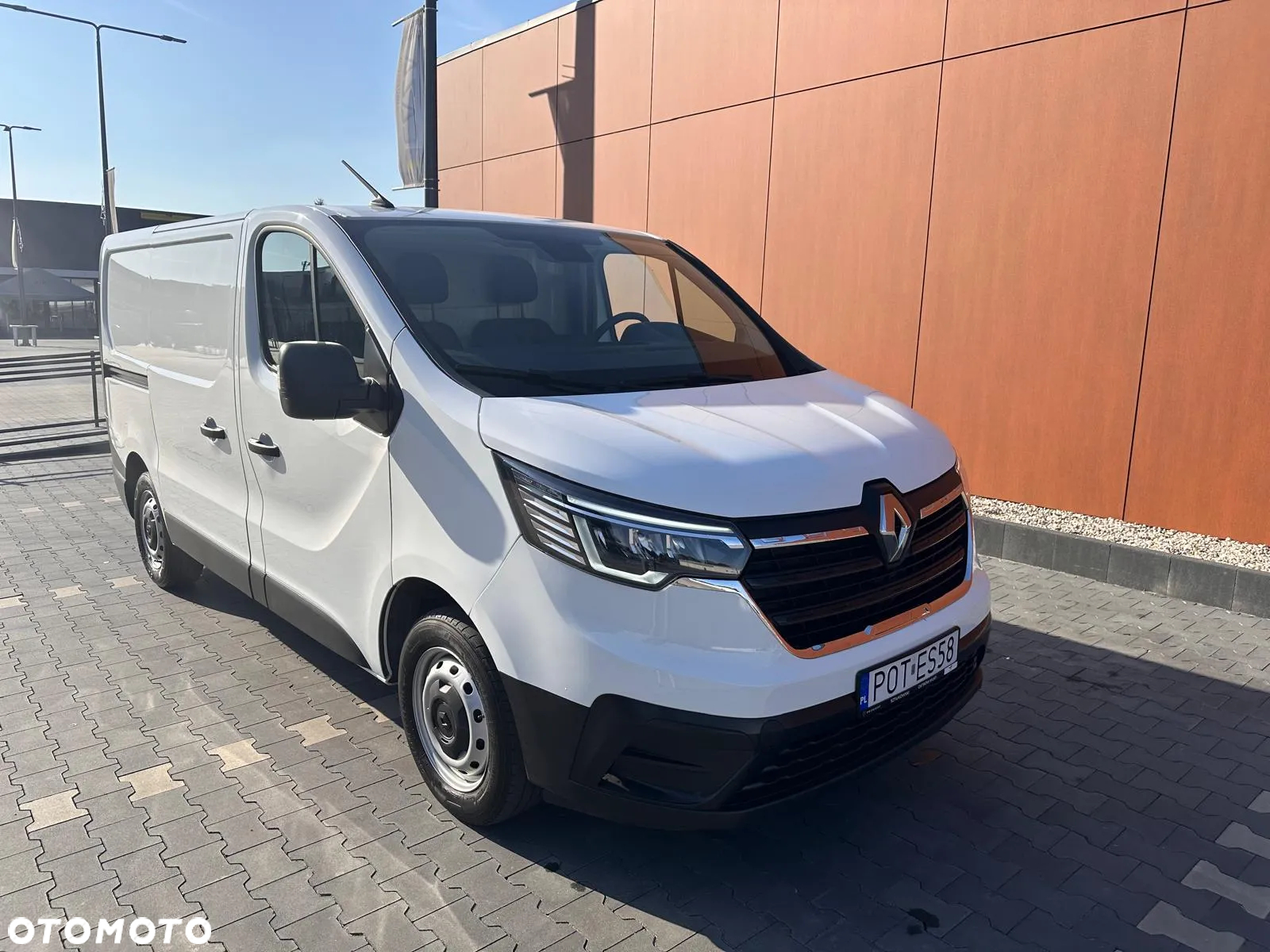 Renault Trafic - 13