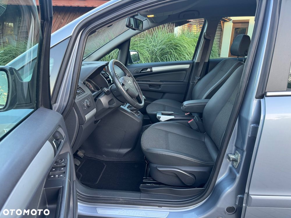 Opel Zafira - 21