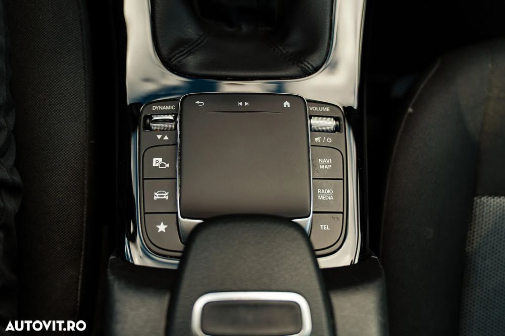 Mercedes-Benz A 180 Progressive - 14