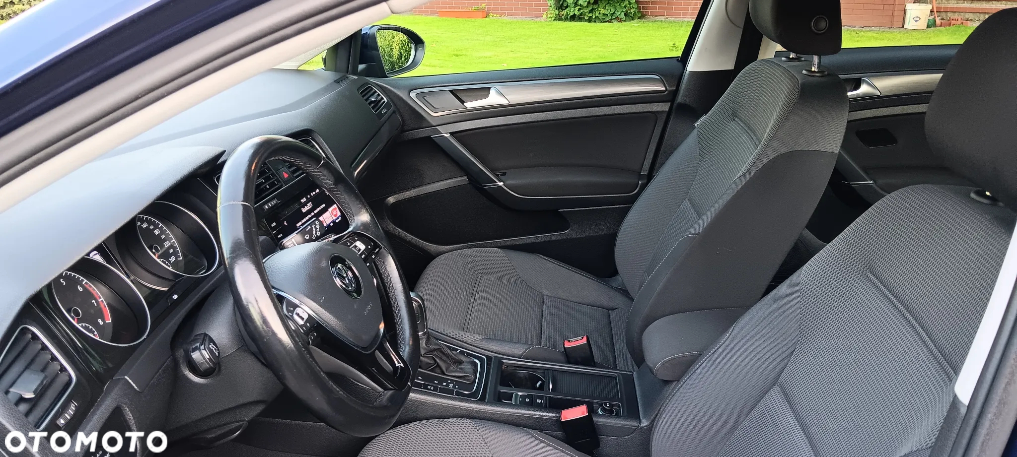 Volkswagen Golf VII 1.5 TSI BMT Comfortline DSG - 9