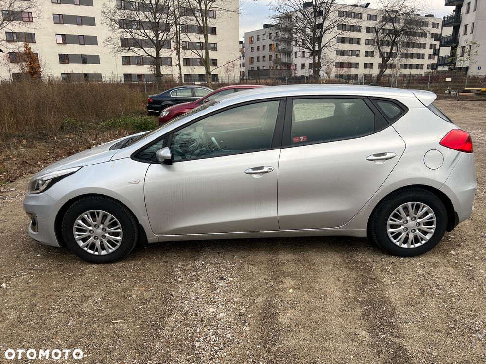 Kia Ceed 1.6 CRDi Smart - 5