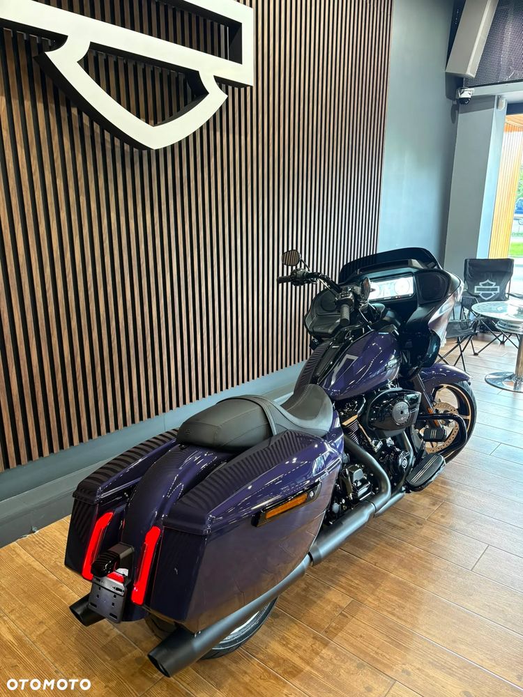 Harley-Davidson Touring Road Glide - 8