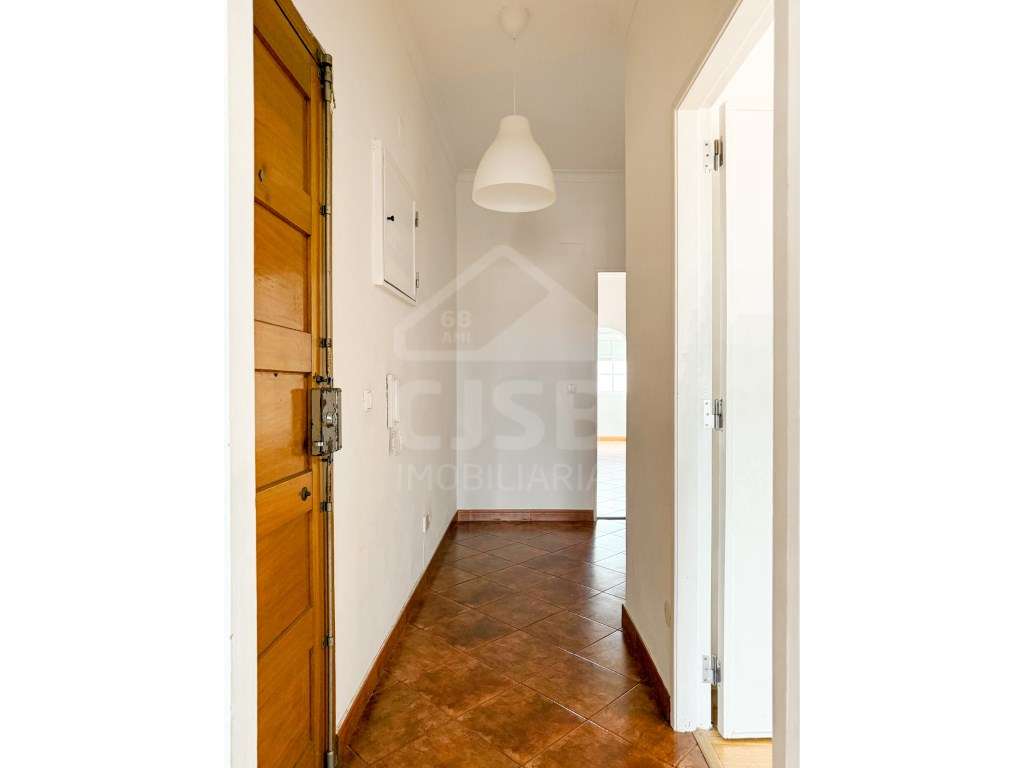 Apartamento T2 em Benavente - Grande imagem: 2/18