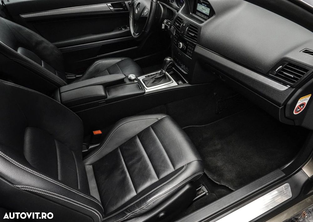 Mercedes-Benz E - 11