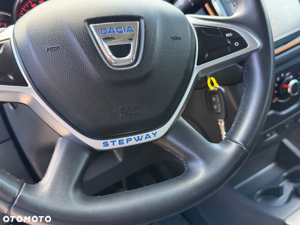 Dacia Lodgy TCe 115 Stepway - 12
