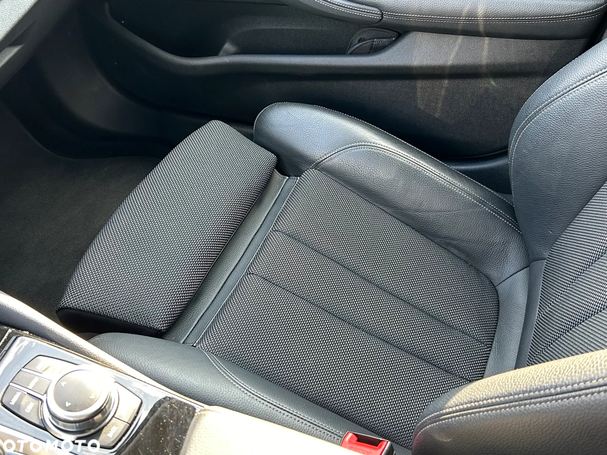 BMW Seria 5 520d Sport Line - 19
