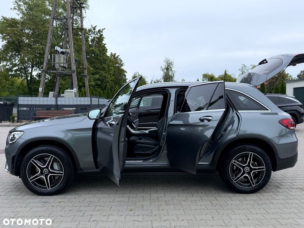 Mercedes-Benz GLC 300 de 4Matic 9G-TRONIC AMG Line - 18