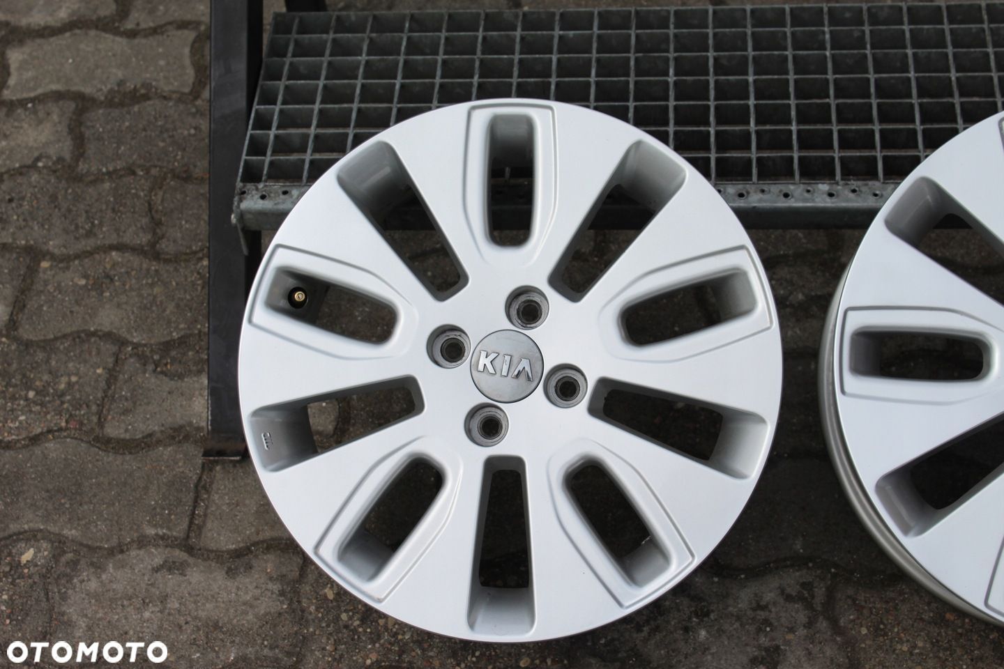 ORYG KIA RIO III 16cali 4x100 ET43 6J PICANTO - 1