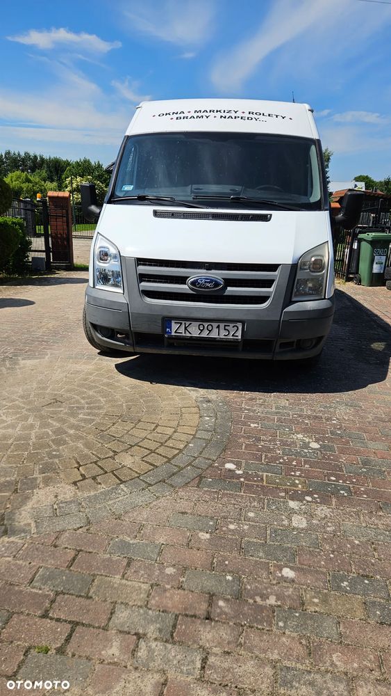 Ford Transit - 1