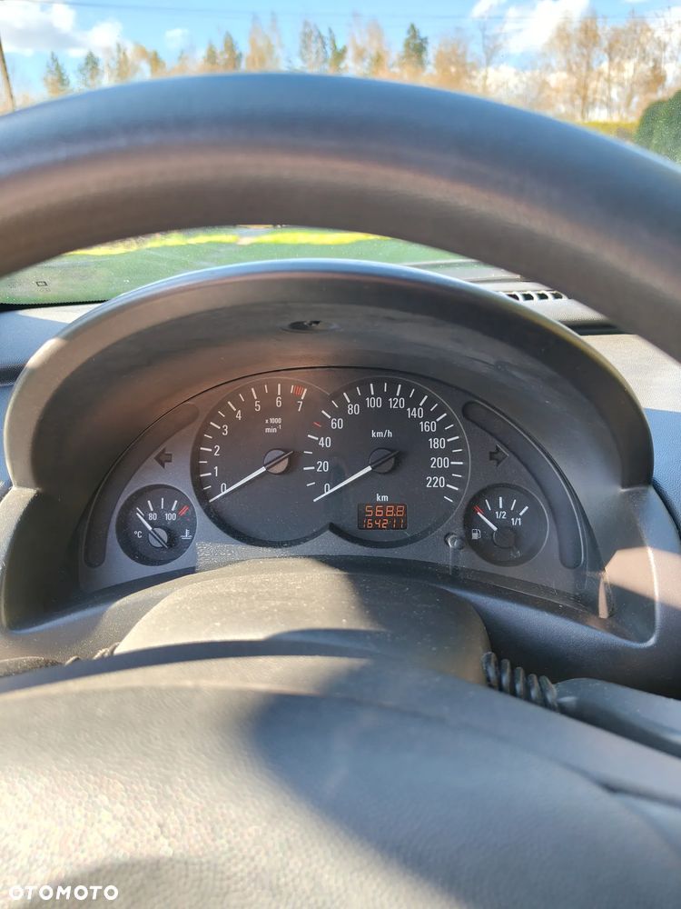 Opel Corsa - 13
