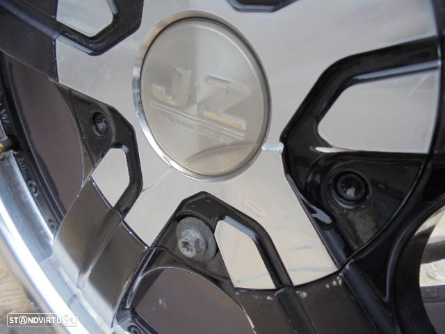 Jogo De Jantes TAM3283F RENAULT ESPACE 2004 2.2DCI 150CV 5P CINZA 8Jx18 5X108 59.1Mm - 2