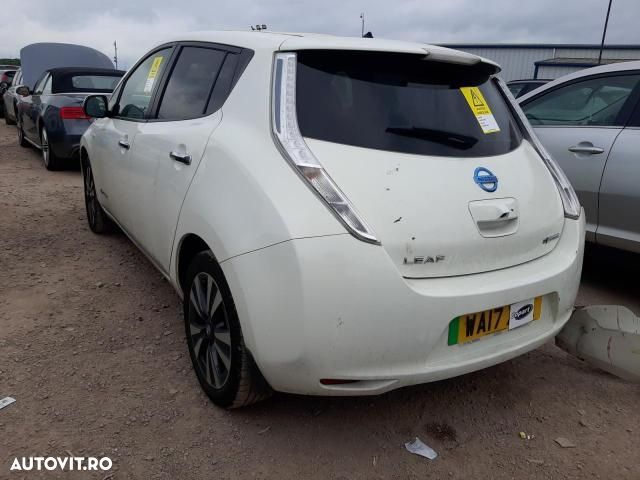 Dezmembrez Nissan Leaf 1 Hatchback - 4