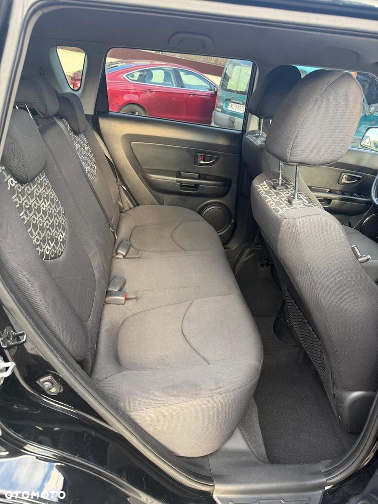 Kia Soul 1.6 CRDI L - 12