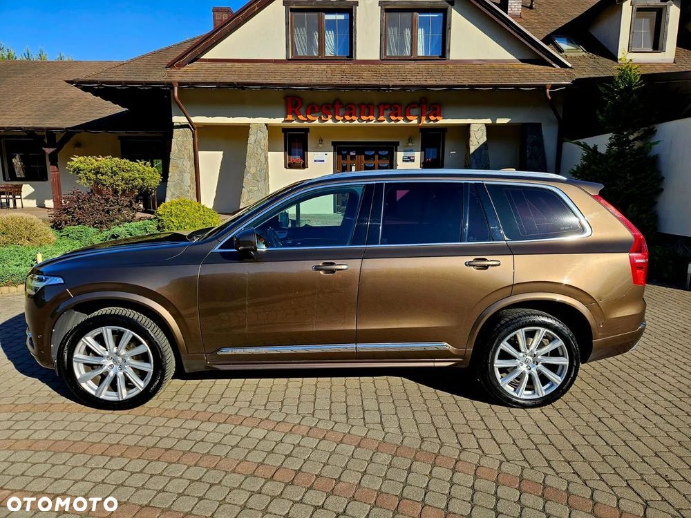 Volvo XC 90 D5 SCR AWD Inscription - 4