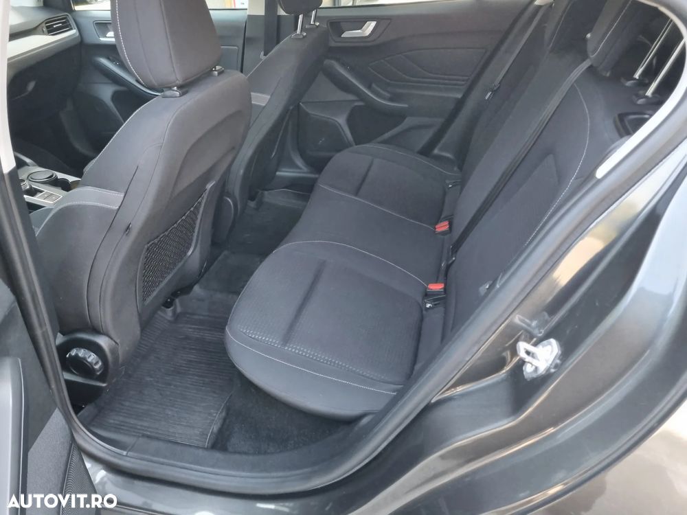Ford Focus 1.0 EcoBoost Titanium - 21